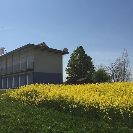 Tour-Motel Wilfersdorf  Ngoại thất bức ảnh