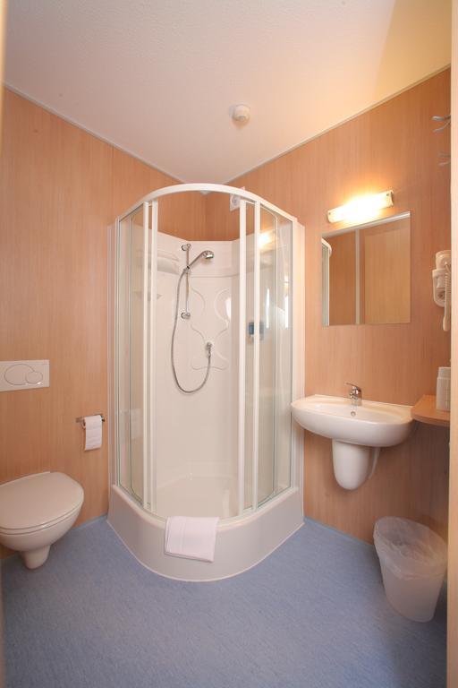 Tour-Motel Wilfersdorf  Phòng bức ảnh
